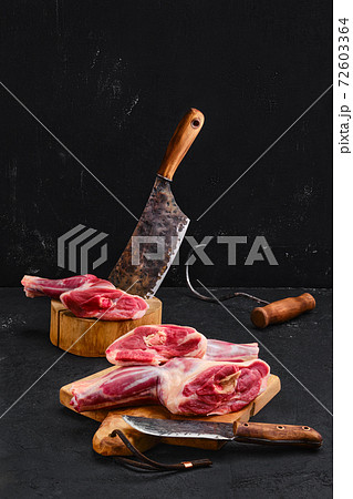 Fresh raw lamb ram shank 72603364