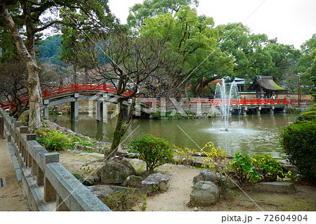 心字池と太鼓橋　太宰府天満宮 72604904