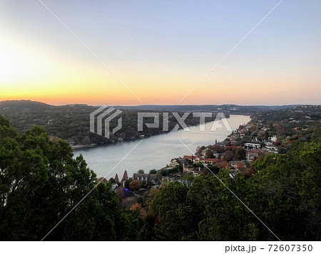 コロラド川の夜景 72607350