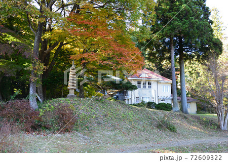 秋の山縣有朋記念館　　＃93 72609322