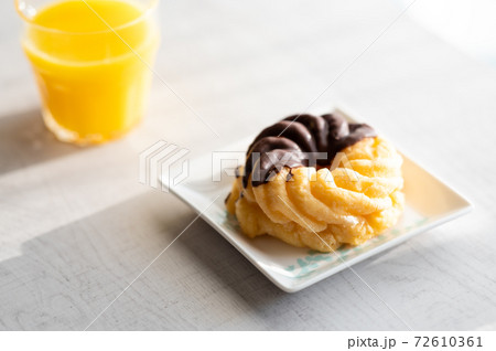 フレンチクルーラー（ドーナツ） 72610361