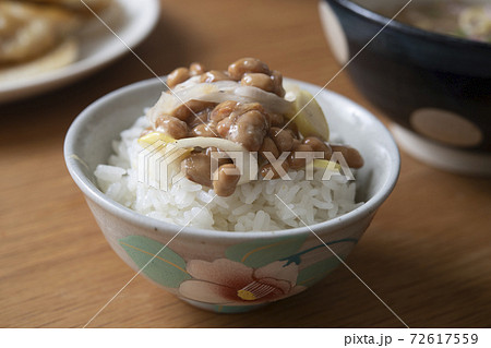 納豆ごはん 72617559