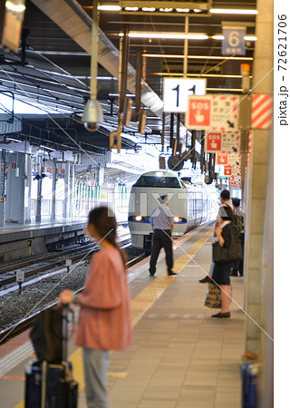 JR大阪駅プラットホーム 72621706
