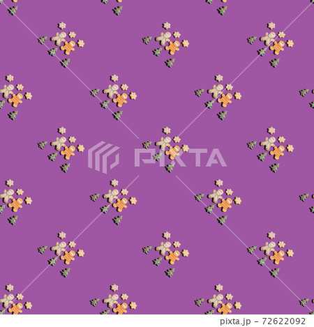 Two gingerbread men walking in the woods. The concept of social distancing.Seamless pattern 72622092