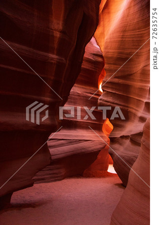 Beautiful light among the sandstone walls of Antelope Canyon 72635754