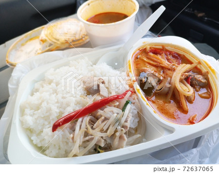 レッドカレーテイクアウト 72637065