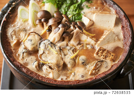 牡蠣の土手鍋 72638535