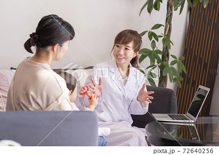 小児科/赤ちゃんと医者 小児科/赤ちゃんと医者 72640256