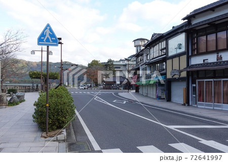錦帯橋・錦川河畔の山陽道 72641997