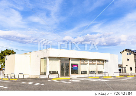 閉店したコンビニエンスストア 閉店したコンビニエンスストア 72642284