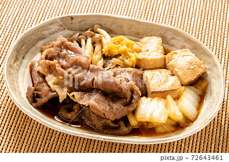 牛肉のすき焼き風煮。 72643461