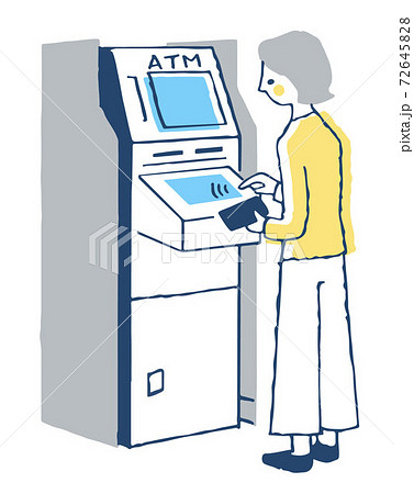 ATMを操作する女性 ATMを操作する女性 72645828