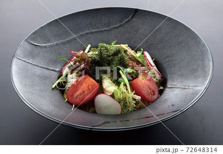 サラダ サラダ 72648314