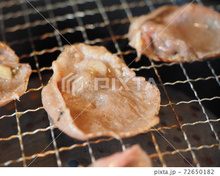 カルビ焼肉 72650182