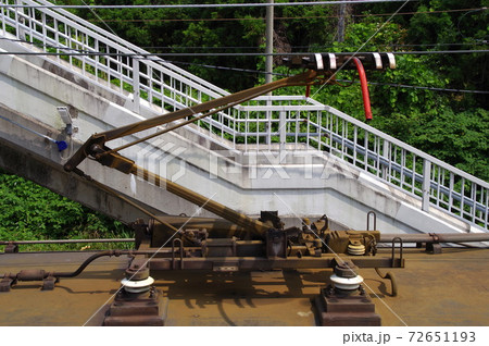 305系パンタグラフ 72651193