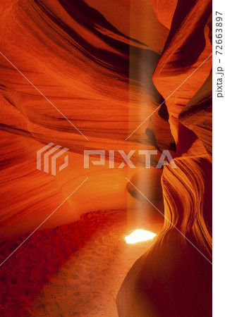 Vertical red sandstone slot canyon at Lower Antelope Canyon 72663897