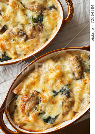 牡蠣とほうれん草のグラタン 72664284