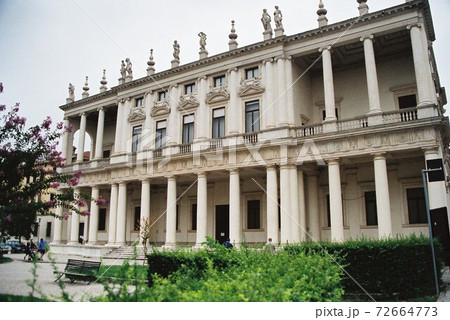 ヴィチェンツァ 72664773