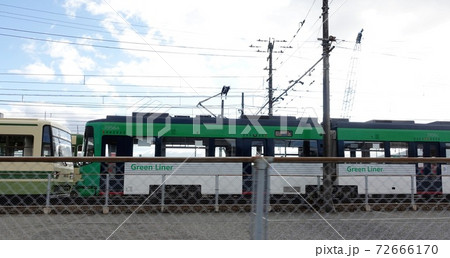 広島電鉄宮島線車両 JR 国道2号線並走区間 広島電鉄宮島線車両 JR 国道2号線並走区間 72666170