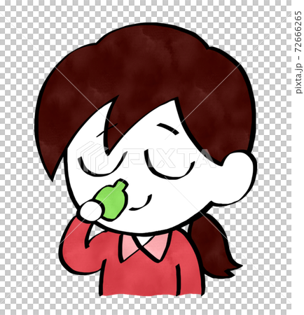 A woman who irrigates her nose as a measure against hay fever 72666265