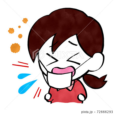 花粉症でマスクをつけたままくしゃみをする女性のイラスト素材
