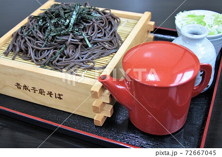 黒いそば「音威子府そば」（北海道音威子府村） 72667045