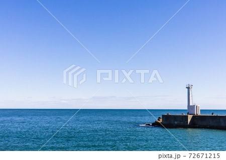 茨城県日立市　川尻港の灯台 72671215