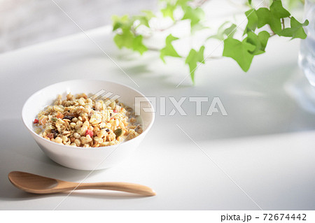 朝食のシリアル 写真素材 朝食のシリアル 写真素材 72674442