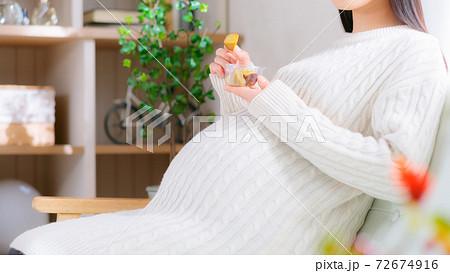 妊婦の間食　さつま芋　16:9 72674916