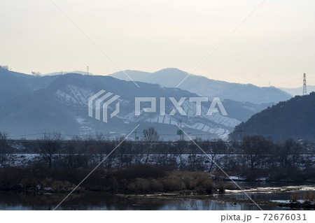 川 河 山 72676031