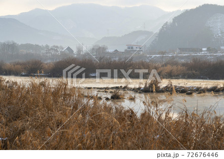 川 河 山 72676446