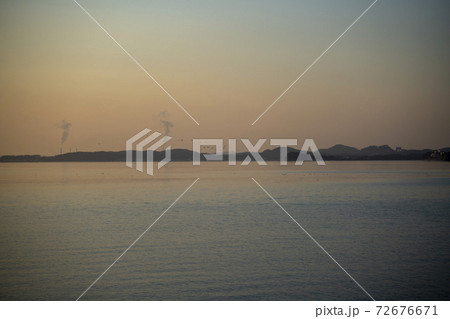 海 日没 夕焼け 72676671
