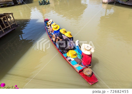 Floating Market in Pattaya Floating Market in Pattaya 72682455