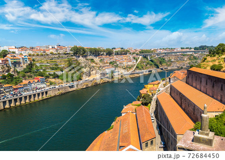 Panoramic view of Porto 72684450