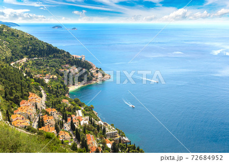 Dubrovnik harbor 72684952