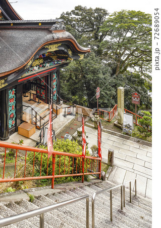 竹生島宝厳寺　国宝「唐門」 72689054