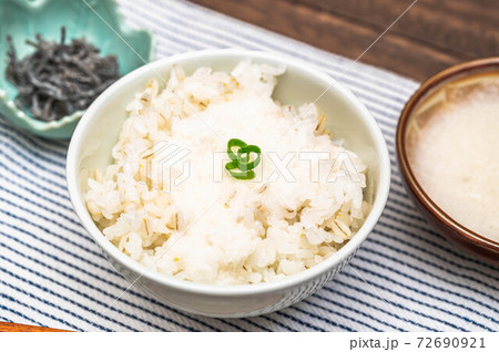 麦ごはん とろろ 麦ごはん とろろ 72690921