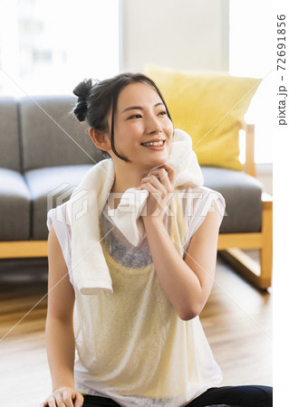 おうちエクササイズ おうちエクササイズ 72691856
