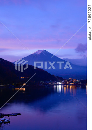 富士山の朝焼け 富士山の朝焼け 72692022