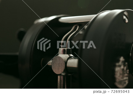 ベイトリール 72695043