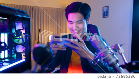 asian man have live stream asian man have live stream 72695236