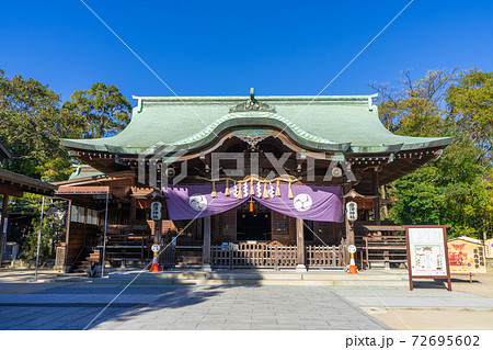 晴天の唐津神社(佐賀県唐津市南城内) 晴天の唐津神社(佐賀県唐津市南城内) 72695602