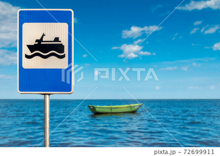Signpost for boating 72699911