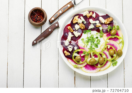 Spring vegetable salad Spring vegetable salad 72704710