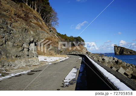 冬の岩泉茂師海岸 松島 冬の岩泉茂師海岸 松島 72705858