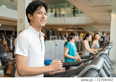 スポーツクラブ ランニングマシン スポーツクラブ ランニングマシン 72706492