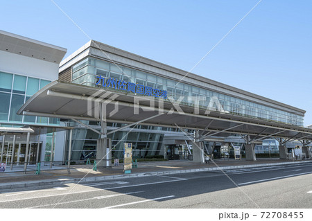 佐賀県佐賀市　晴天の九州佐賀国際空港 72708455