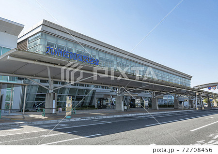 佐賀県佐賀市　晴天の九州佐賀国際空港 72708456