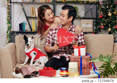 Couple in love ready for Christmas Couple in love ready for Christmas 72708676
