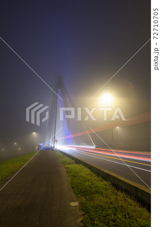 bridge over water whit fog bridge over water whit fog 72710705
